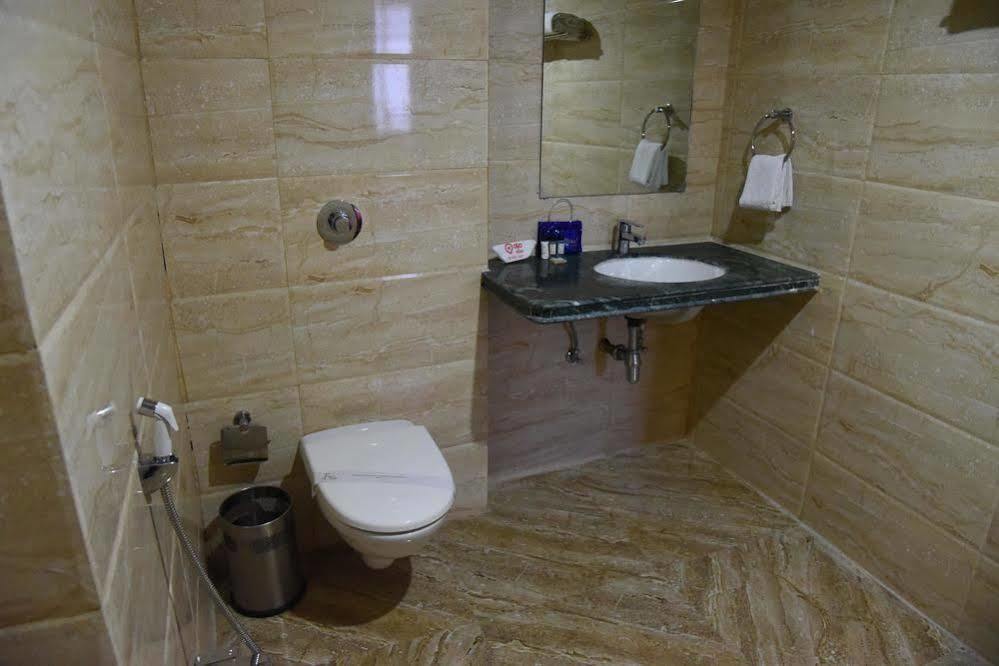 Hotel Oyo Premium Railway Station Patna Patna  Zewnętrze zdjęcie