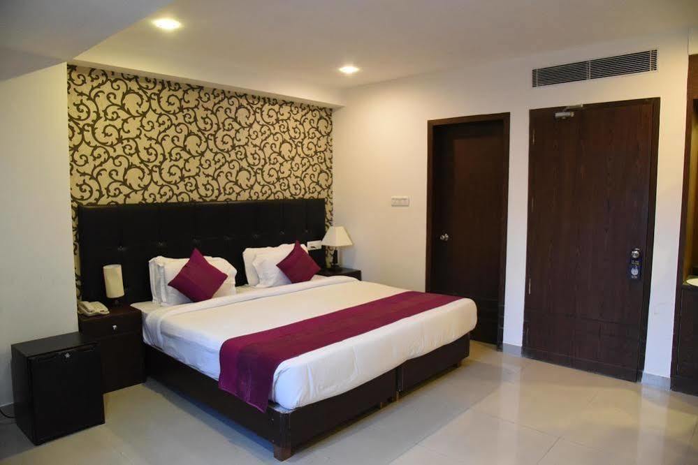 Hotel Oyo Premium Railway Station Patna Patna  Zewnętrze zdjęcie